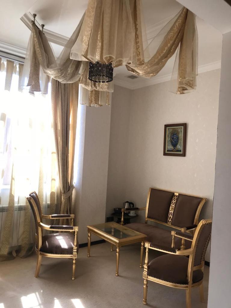 Villa Petrolea Hotel Baku Exterior foto